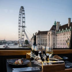 Tour in autobus di lusso a Londra con cena gourmet e vista panoramica